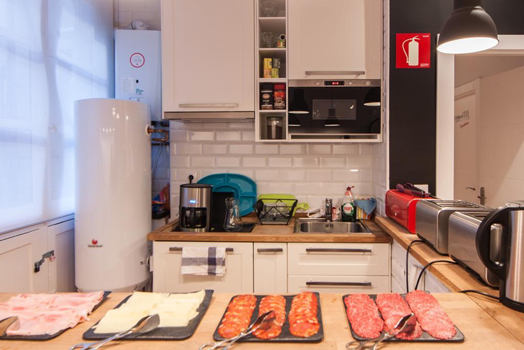Woohoo Hostal Madrid Ngoại thất bức ảnh