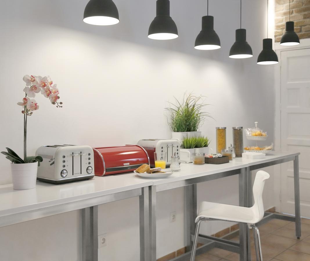 Woohoo Hostal Madrid Ngoại thất bức ảnh